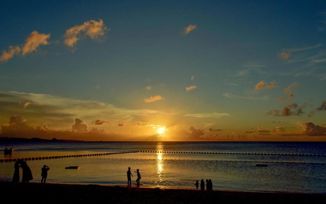 The Moon Beach Museum Resort