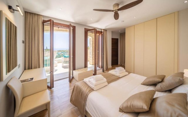 Villa Elea, New Deluxe Golf Villa at Aphrodite Hills - 6 Bedrooms, 7 Bathrooms