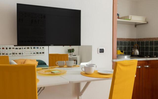 Neapolitan-Style Apartment