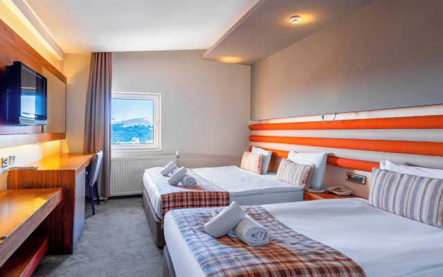 Jura Hotels Kervansaray Uludag