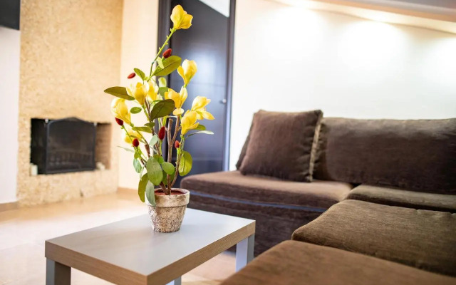 Nikitas Apartments & Loft