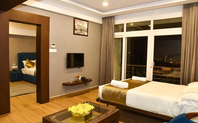 Silver Oak Hotel