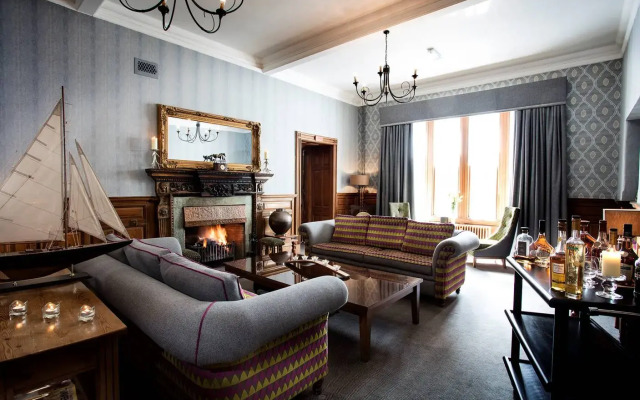 Skeabost Hotel