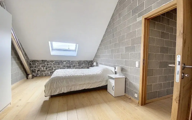 Charming Family Home in Achet