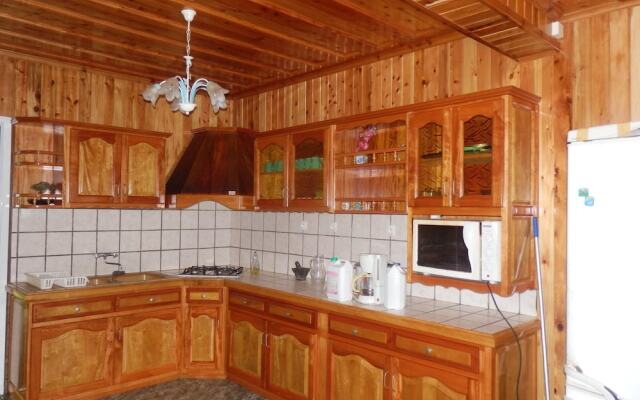 House with 4 Bedrooms in Cilaos, with Wonderful Mountain View, Enclosed Garden And Wifi - 40 Km From the Beach