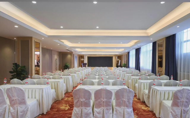 Vienna 3 Best Hotel (Nanchang Qingshan Lake High-tech)