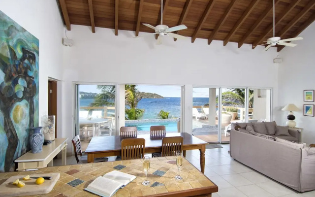 Bell'Mare by Island Properties Online