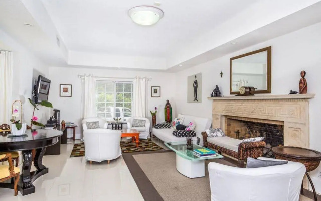 Villa A Diamond in South Beach