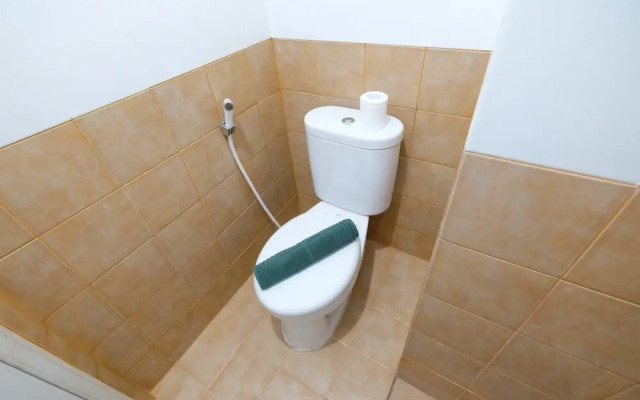 Comfy Studio Apartment @ Green Pramuka City