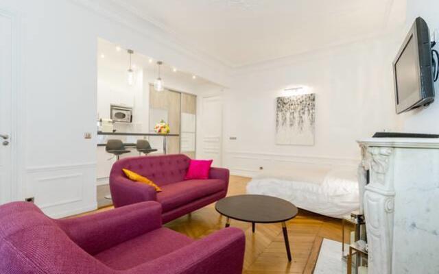 Studio Monceau - Arc de Triomphe