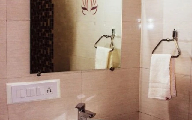 Hotel Charan Kamal