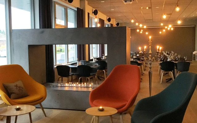 Hjorten Hotell Hitra