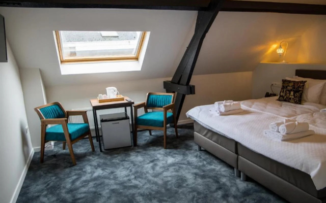 Guzy hotel
