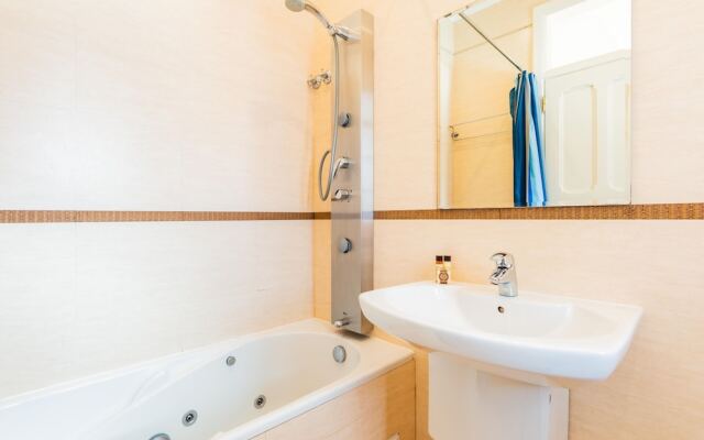 Saldanha Central Urban Lisbon