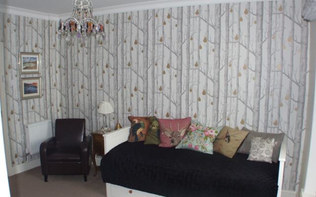 Tides Reach Guest House