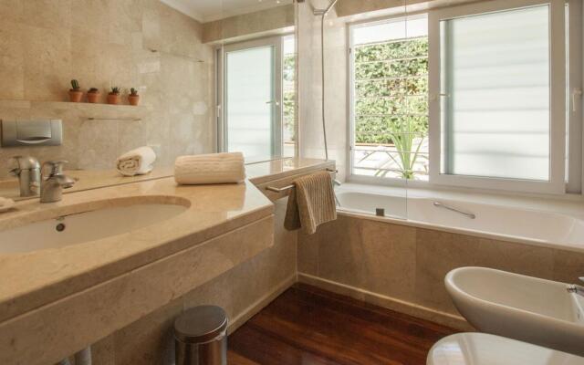 Villa Linda (AL) in Setúbal