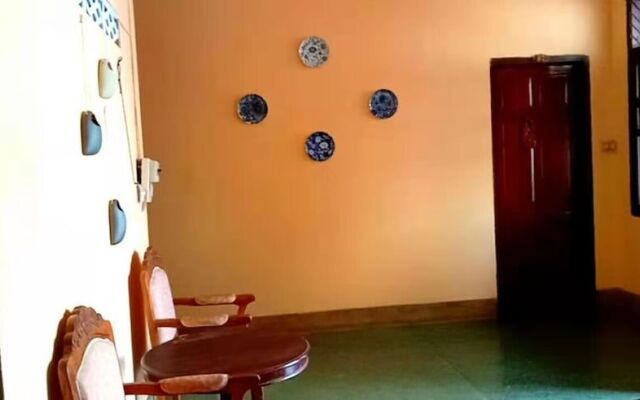 Green Land Hotel