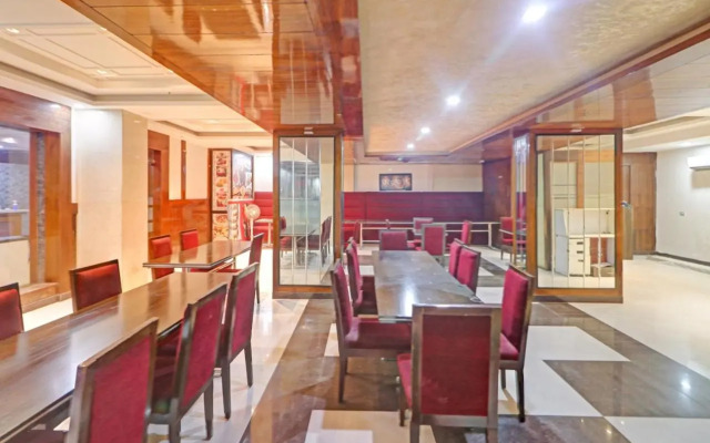 Oyo Townhouse 841 Parker Plaza