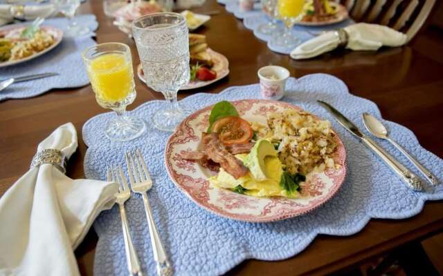Harrison House Bed & Breakfast