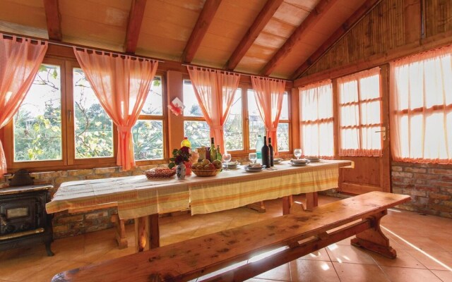 Amazing Home in Labin With Wifi and 2 Bedrooms