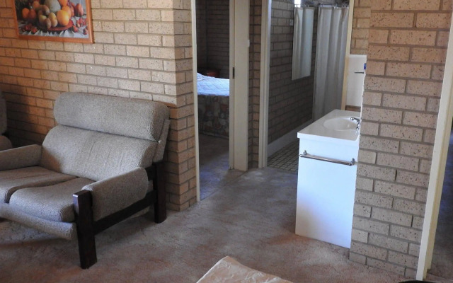 Lone Pine Motel - Corowa