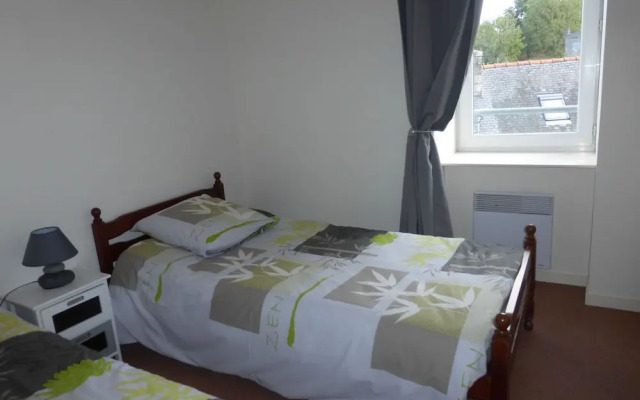 Apartment Near the Beach in Ploulec'h