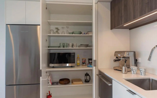 Tahunanui Oceanview Apartment