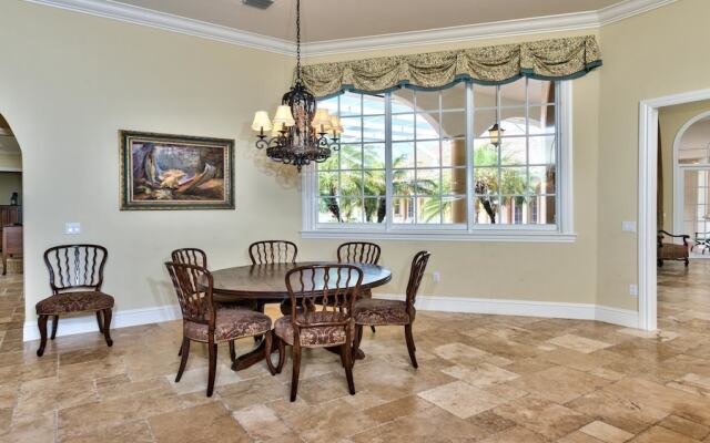 Casabella Golf 2 Bedroom Home by NFVH