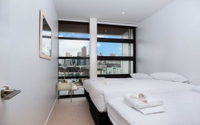 Stunning Luxury Condo at the Waterfront
