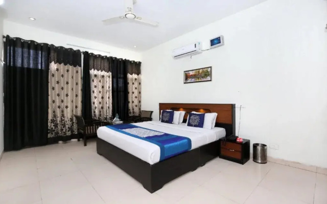 Shradha Guest House