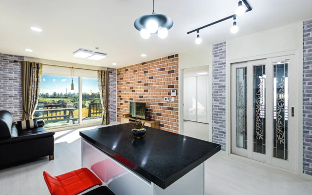 Seogwipo Odang Unshard House Pension