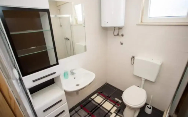 Apartment Any - One Bedroom Apartment With Terrace and Sea View