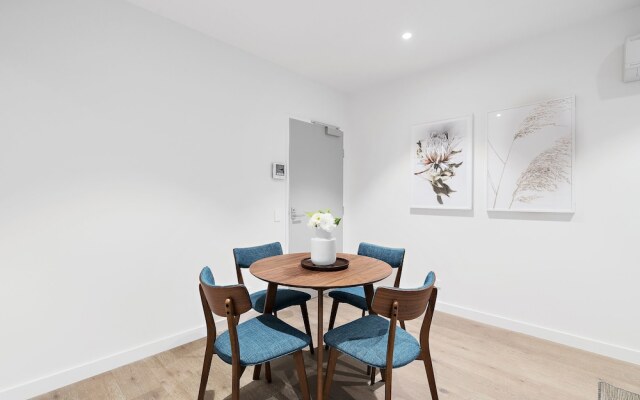 Roomerang at Garden Hill 1