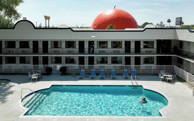 Travelodge Suites East Gate Orange