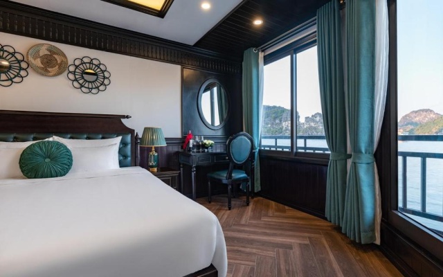 Rita Cruise – Guest Rooms – Ha Long