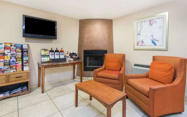 Baymont by Wyndham Santa Fe