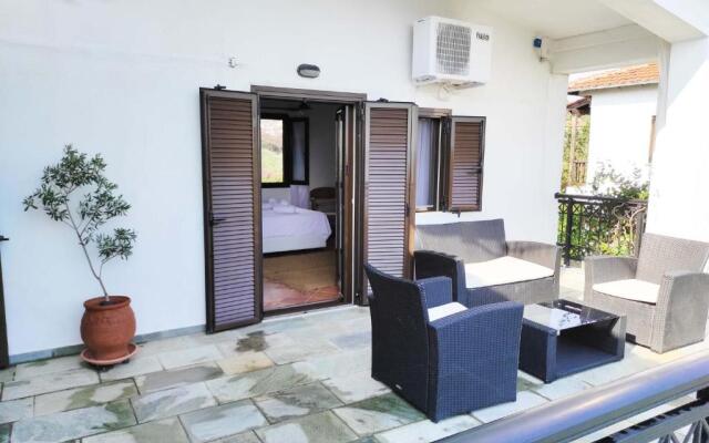 Detached Beach Front House, 1st Floor