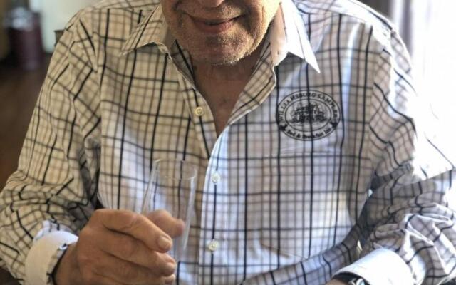 Williamsburg Sampler B & B