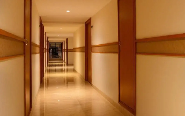 OYO Rooms Cross Cut Road Gokhale Street