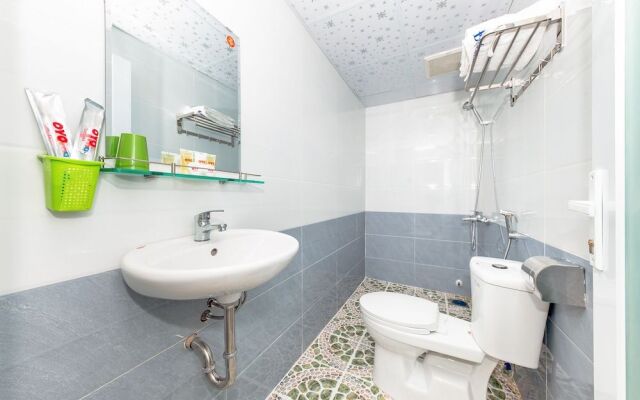 Oyo 706 Thao Tram Luxury Hotel