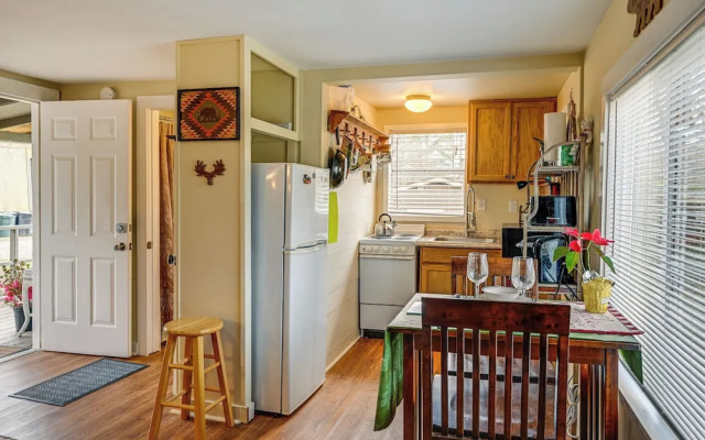 Pet-friendly Vacation Rental Cabin in Whittier