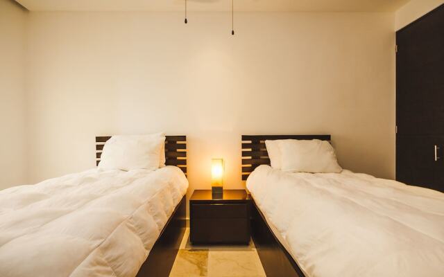 Luxury Garden House Condo - The Elements 108