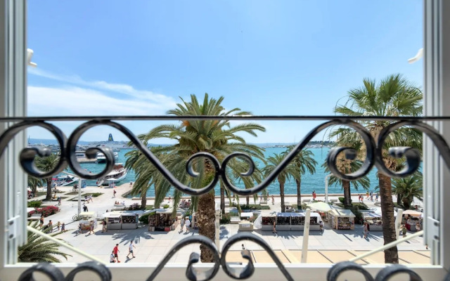 Palms Promenade Luxury Rooms