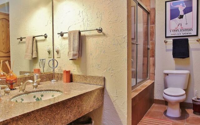 Park City Lowell Manor