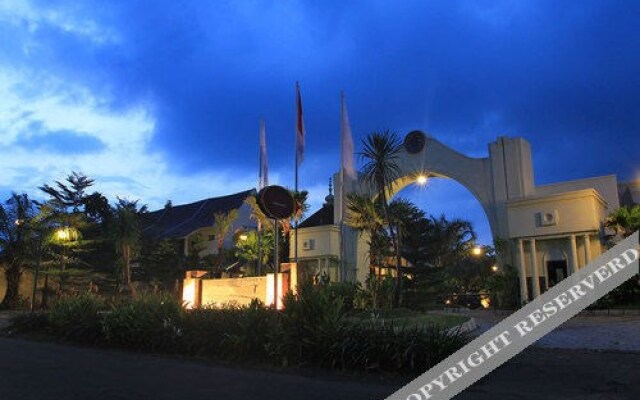 The Gambir Anom Hotel Resort & Convention