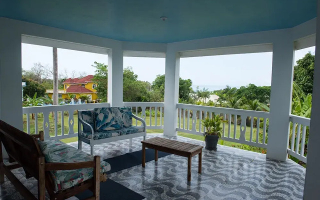 Blue Lotus Villa