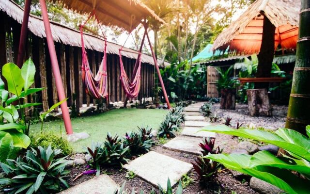 Villa 4 - Amazing 2 Bed Villa - Private Garden
