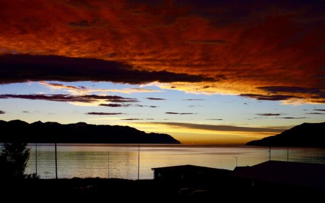 Vellir Grenivik a home with a view