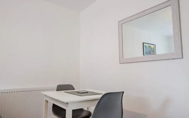 Host Stay Bromyard Flat 3