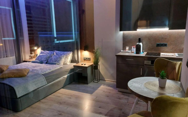 Silver Dawn Apartments